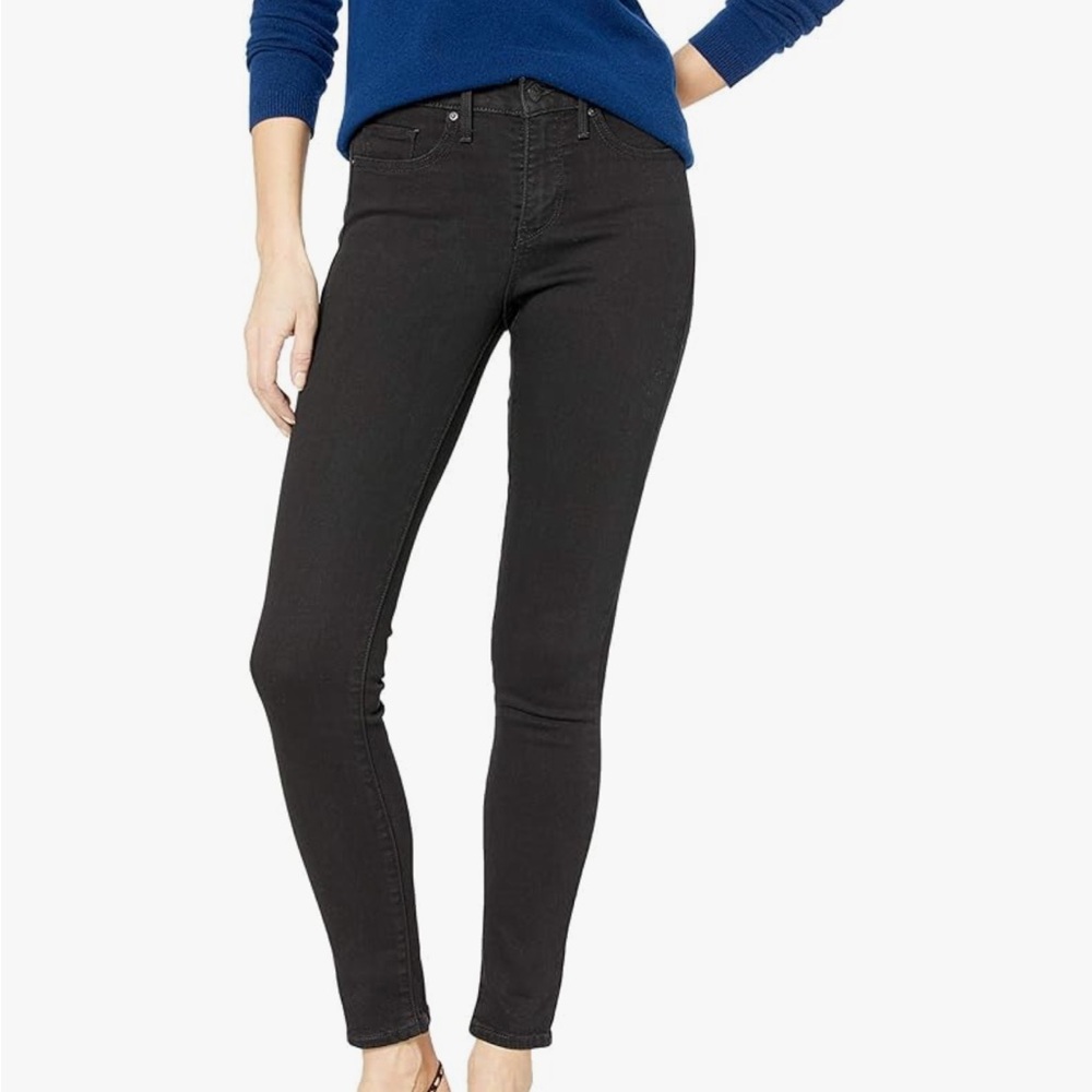 Levi’s Women's Black Skinny Jeans